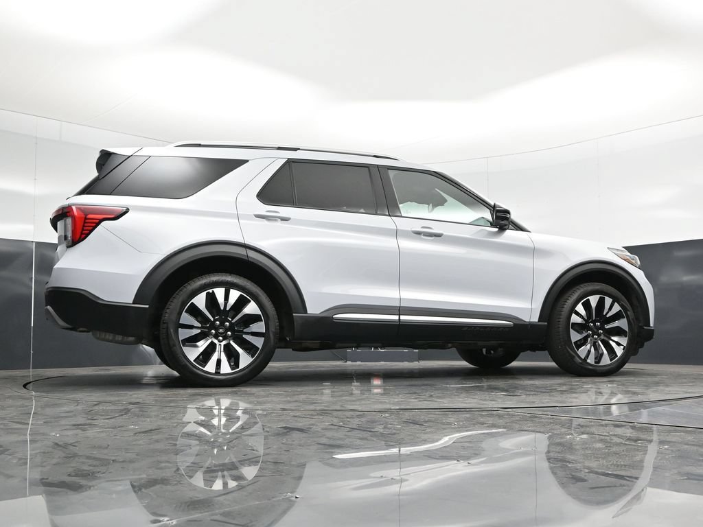 Certified 2025 Ford Explorer Platinum w/ LUX Leather Package AWD/4WD image 48