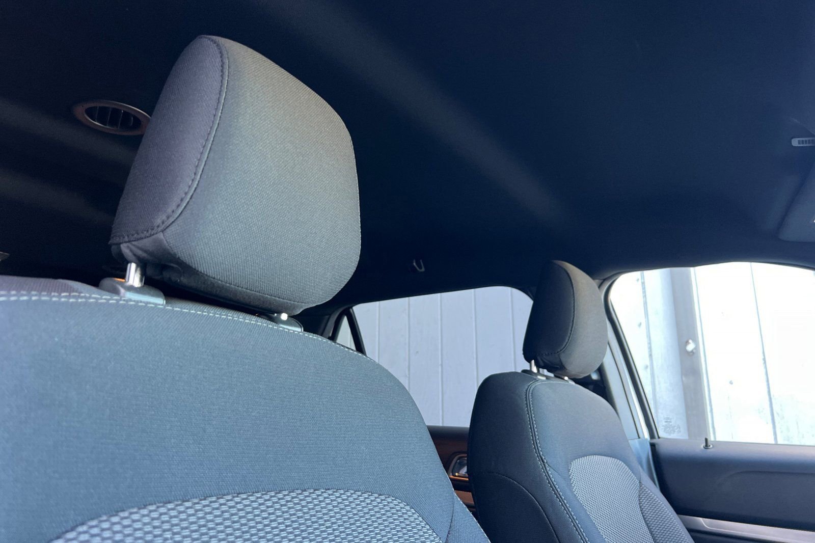 Certified 2019 Ford Explorer XLT w/ Equipment Group 201A image 19