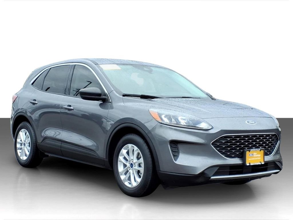 Certified 2022 Ford Escape SE