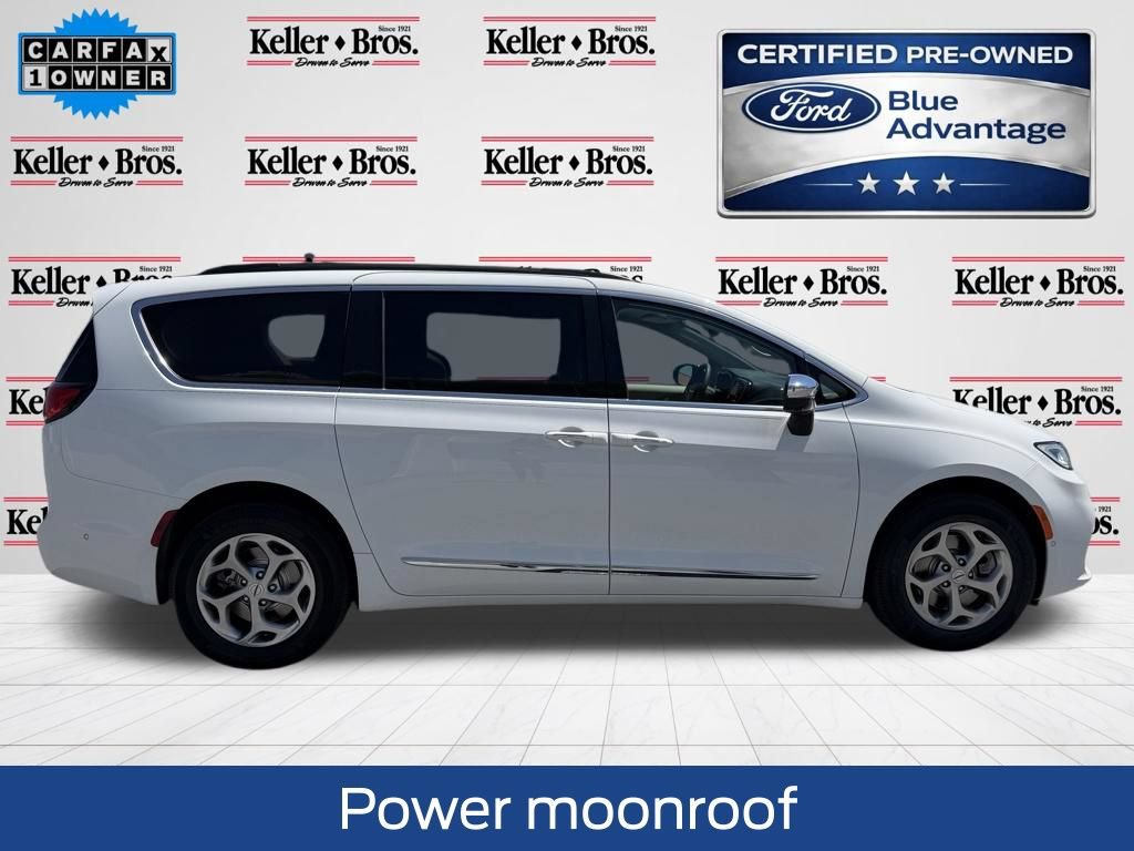 Used 2023 Chrysler Pacifica Limited AWD/4WD image 8
