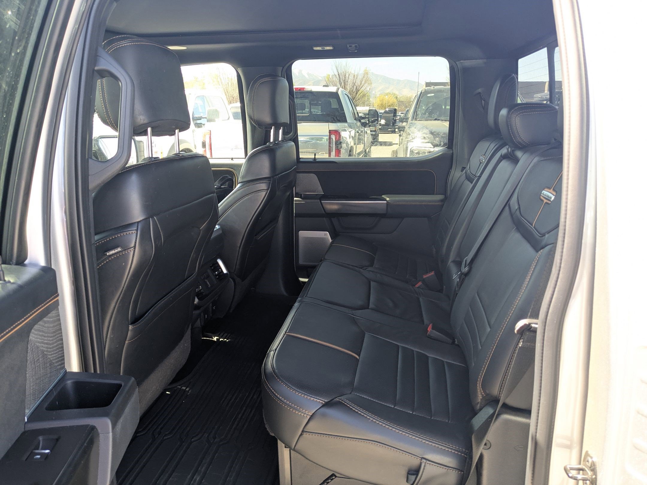 Certified 2022 Ford F150 Platinum w/ Equipment Group 701A High image 33