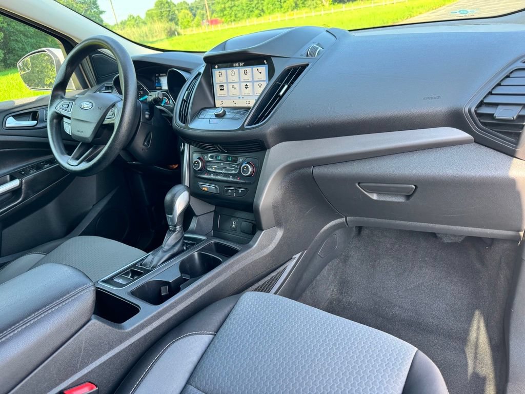Certified 2019 Ford Escape SE AWD/4WD image 18