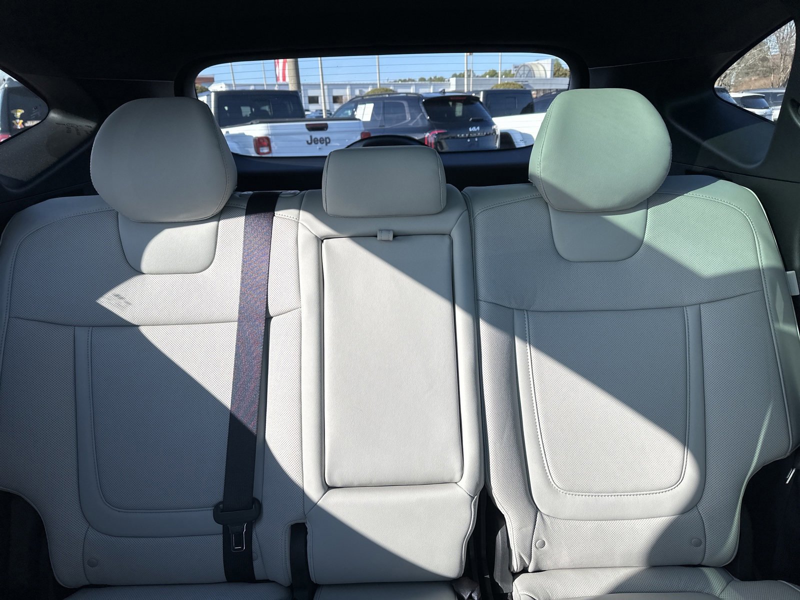 Used 2025 Hyundai Tucson Limited image 26