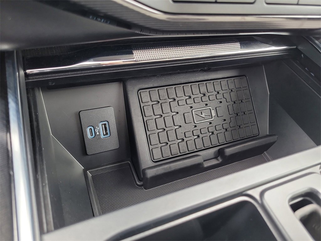 Certified 2024 Ford F150 Lightning Platinum image 24