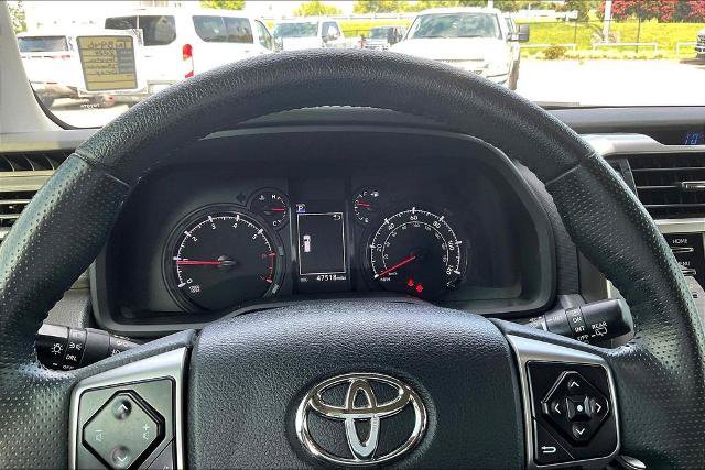 Used 2024 Toyota 4Runner SR5 Premium w/ Moonroof Package AWD/4WD image 13