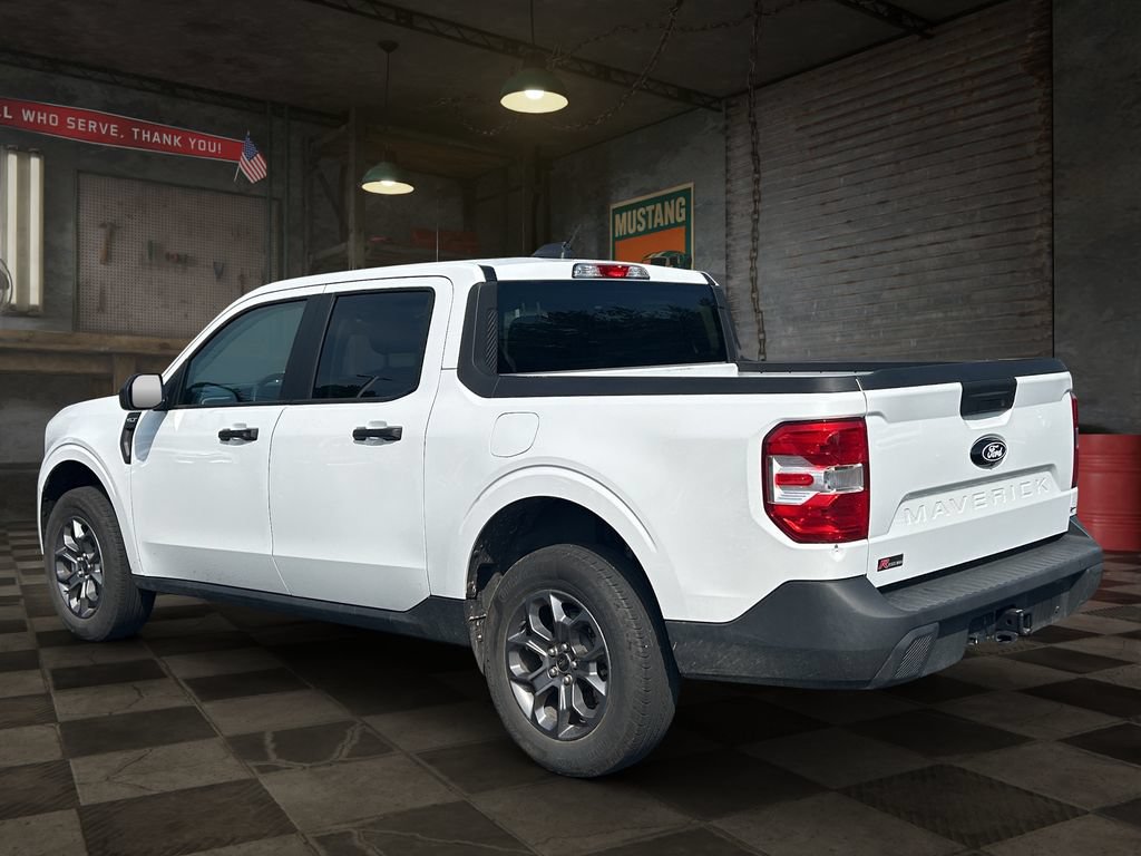 Certified 2025 Ford Maverick XLT FWD image 4