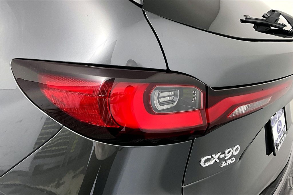 Used 2024 MAZDA CX-90 3.3 Turbo w/ Preferred Plus AWD/4WD image 30