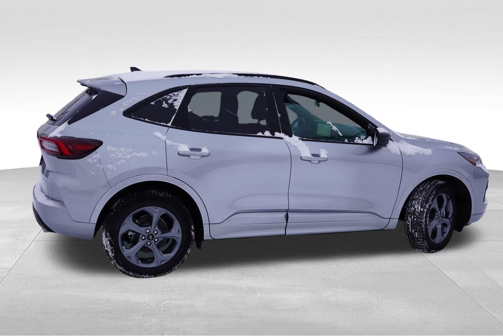 Certified 2023 Ford Escape ST-Line w/ Tech Pack #1 image 5