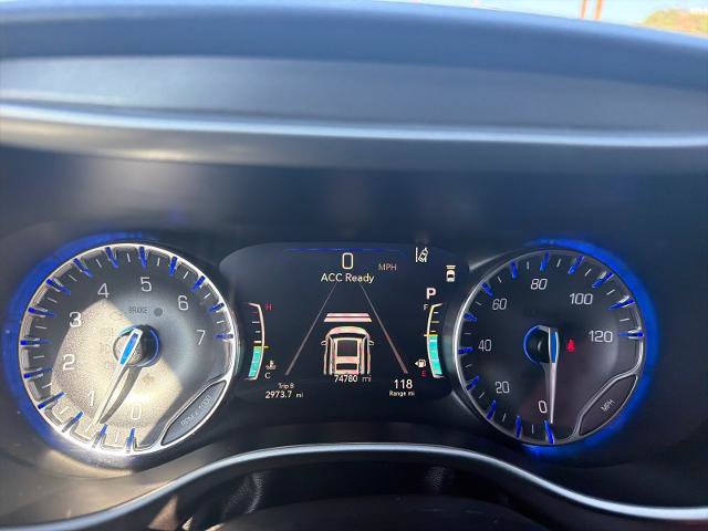 Used 2024 Chrysler Pacifica Touring-L FWD image 22