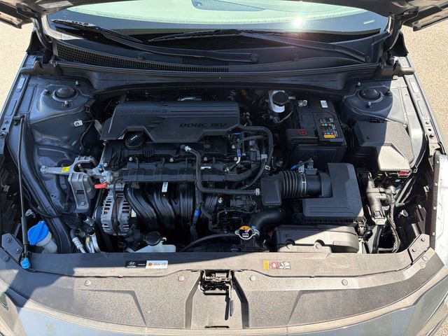 Used 2023 Hyundai Elantra SEL w/ Convenience Package FWD image 32