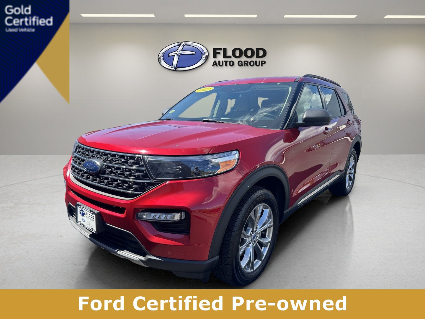 Certified 2022 Ford Explorer XLT w/ Equipment Group 202A AWD/4WD image 3
