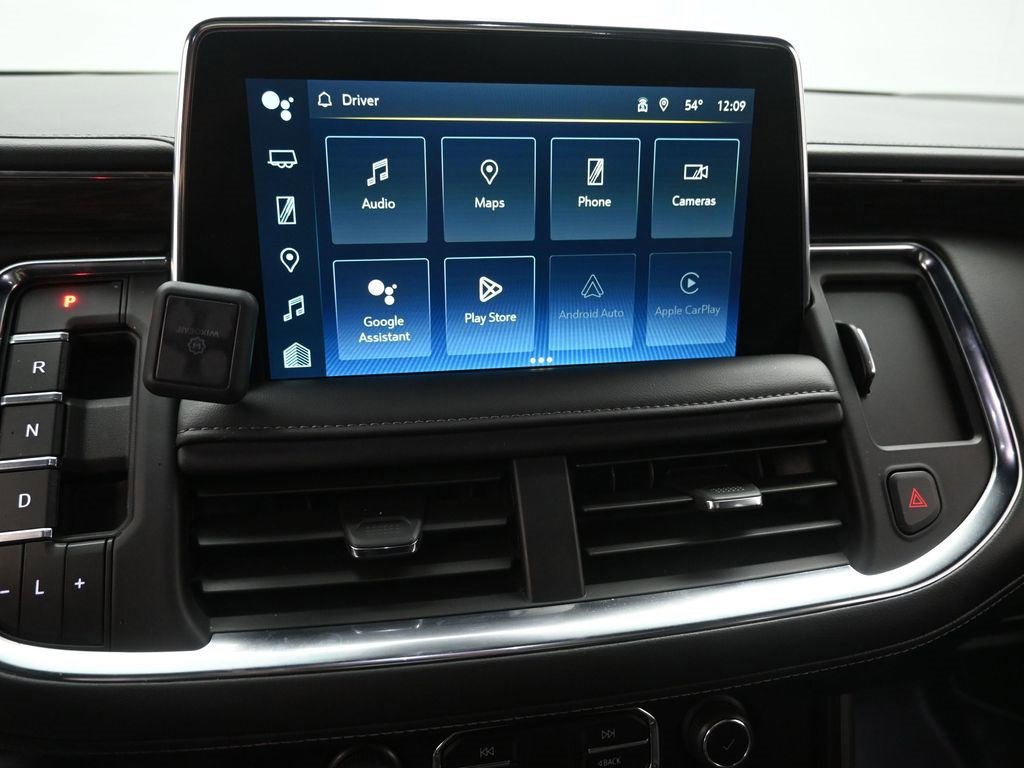 Used 2024 Chevrolet Suburban Z71 w/ Luxury Package image 29