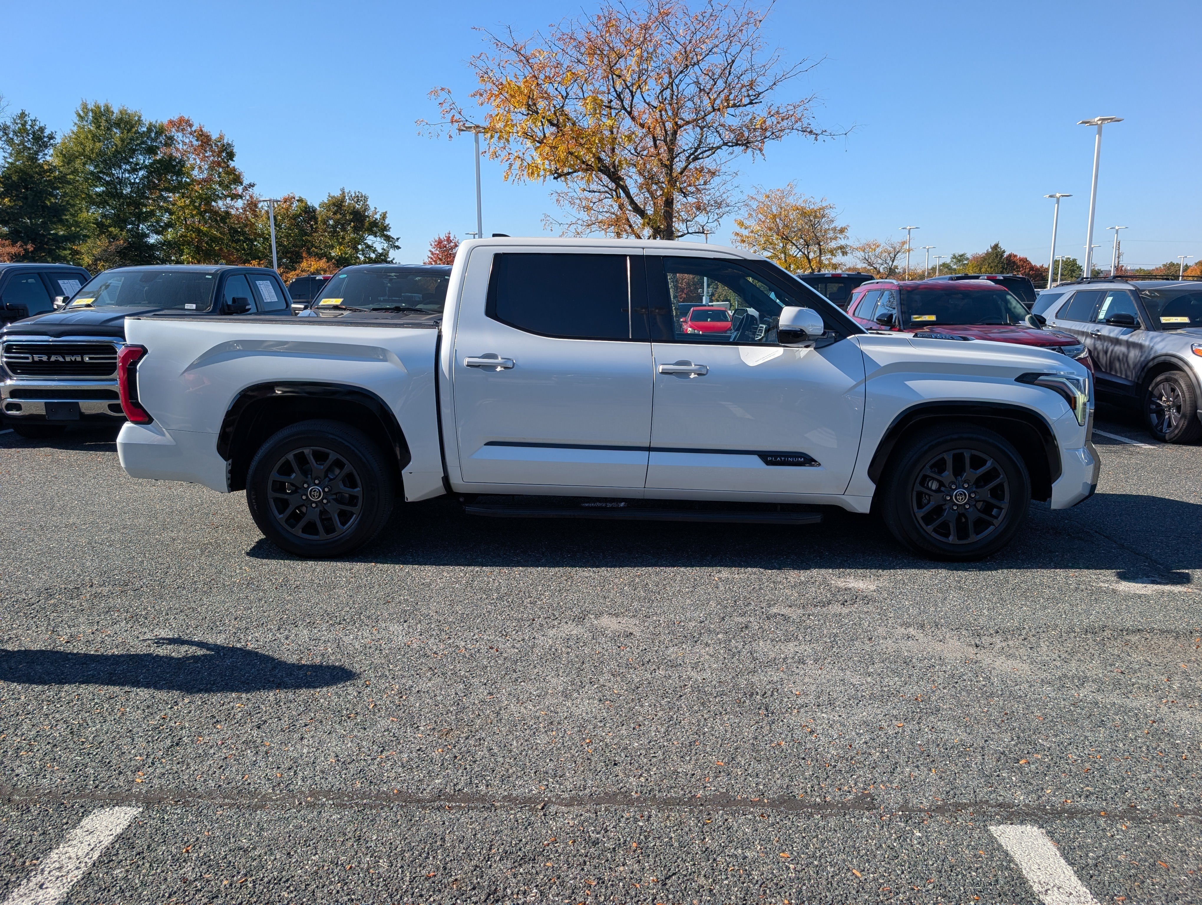 Used 2023 Toyota Tundra Platinum AWD/4WD image 3