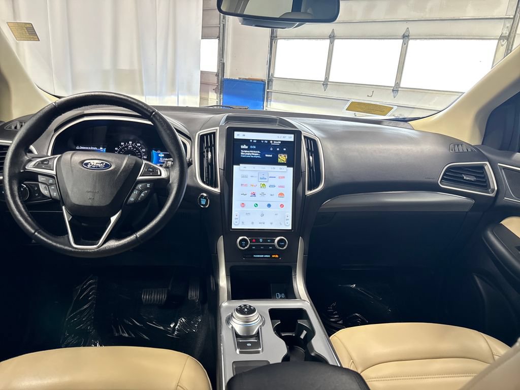 Certified 2021 Ford Edge SEL w/ Convenience Package AWD/4WD image 12