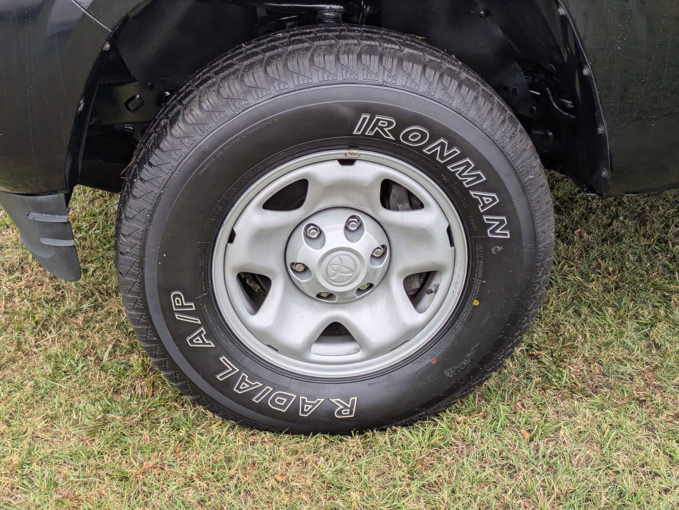 Used 2021 Toyota Tacoma SR image 10