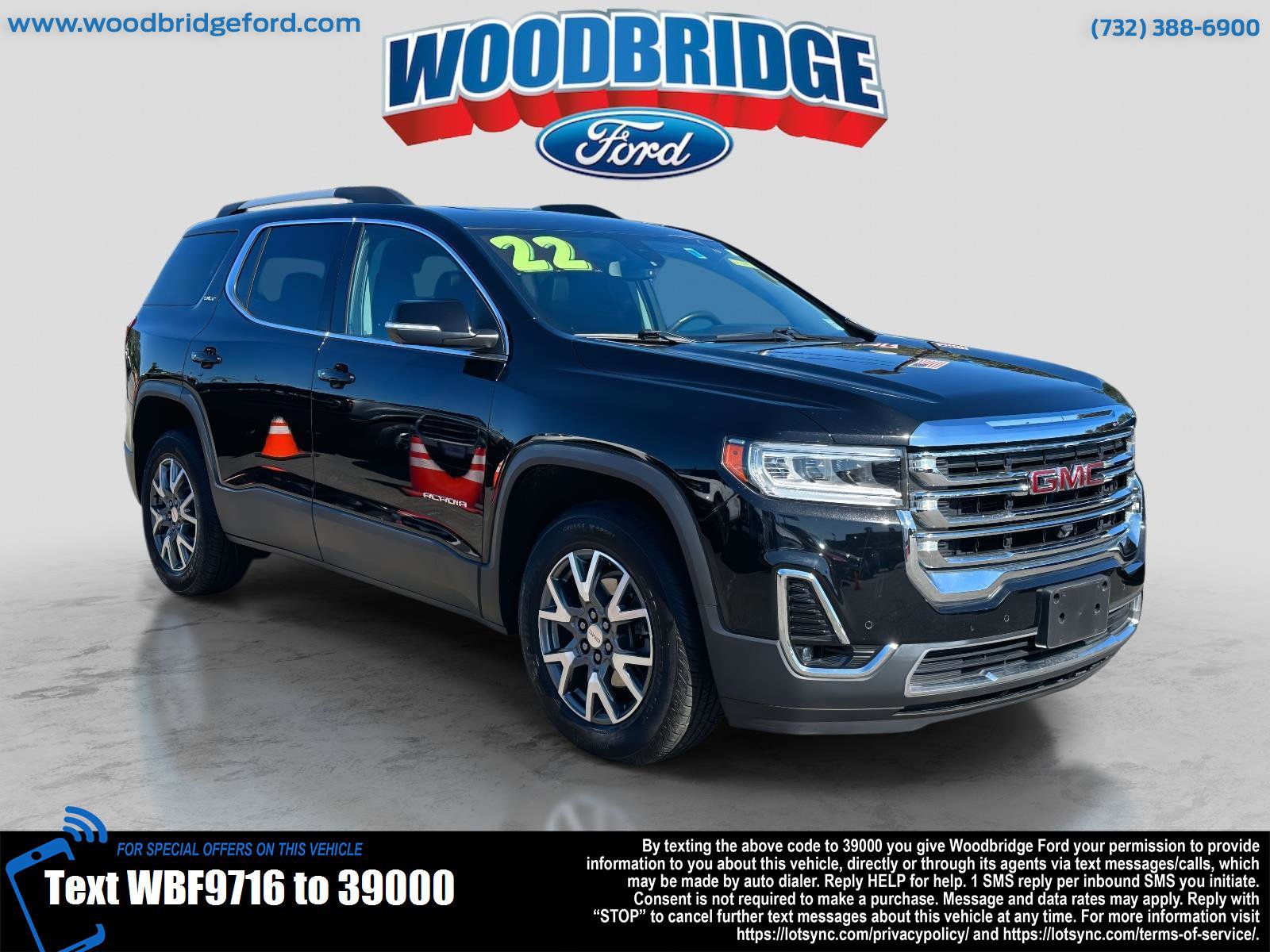 Used 2022 GMC Acadia SLT w/ Technology Package image 1