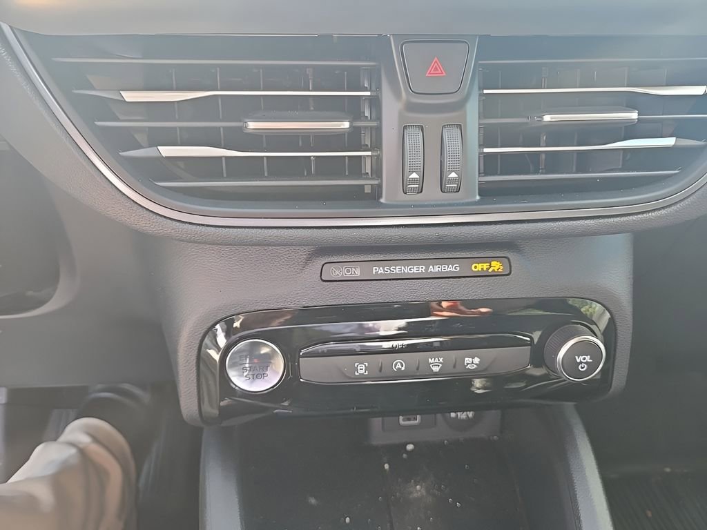 Certified 2025 Ford Escape Active w/ Tech Pack #1 FWD image 45