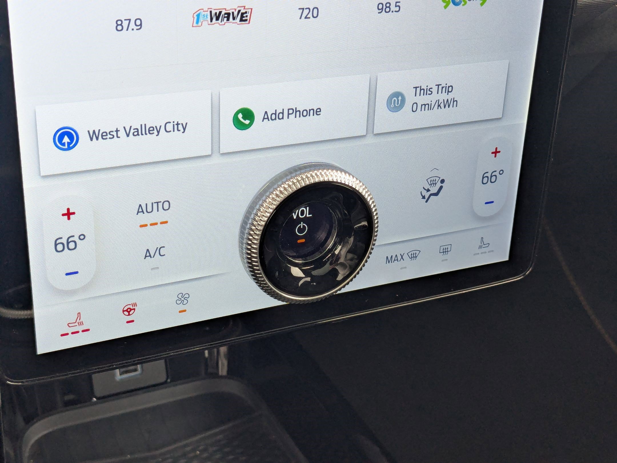 Certified 2023 Ford Mustang Mach-E GT image 27