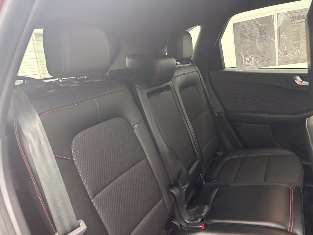Certified 2023 Ford Escape ST-Line w/ Tech Pack #1 AWD/4WD image 43