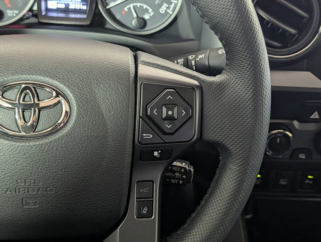 Used 2023 Toyota Tacoma TRD Pro AWD/4WD image 20