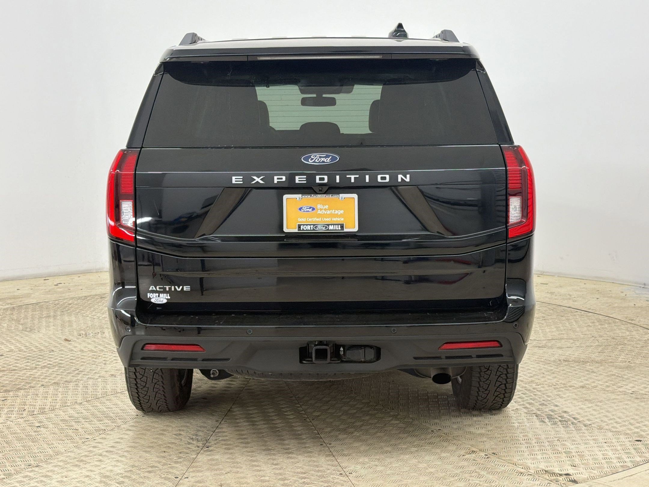 Certified 2025 Ford Expedition Active image 10