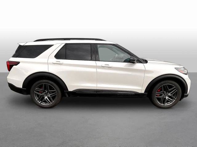 Certified 2025 Ford Explorer ST AWD/4WD image 8