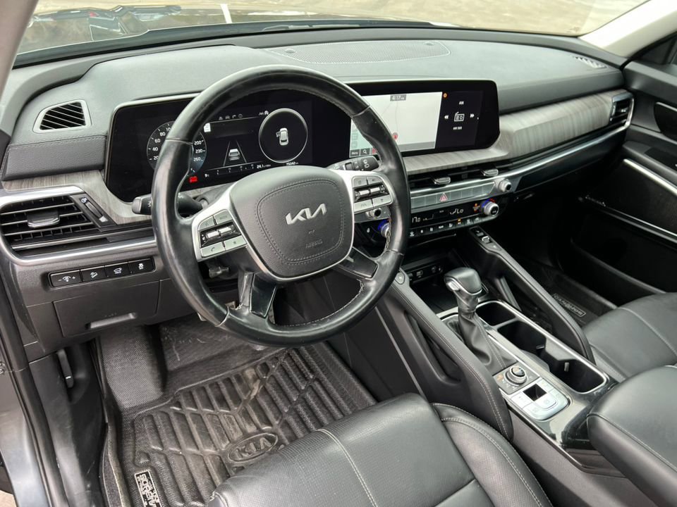 Used 2023 Kia Telluride SX image 23