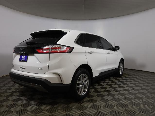 Certified 2024 Ford Edge SEL w/ Convenience Package image 4