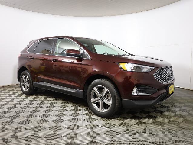 Certified 2024 Ford Edge SEL w/ Convenience Package AWD/4WD image 5