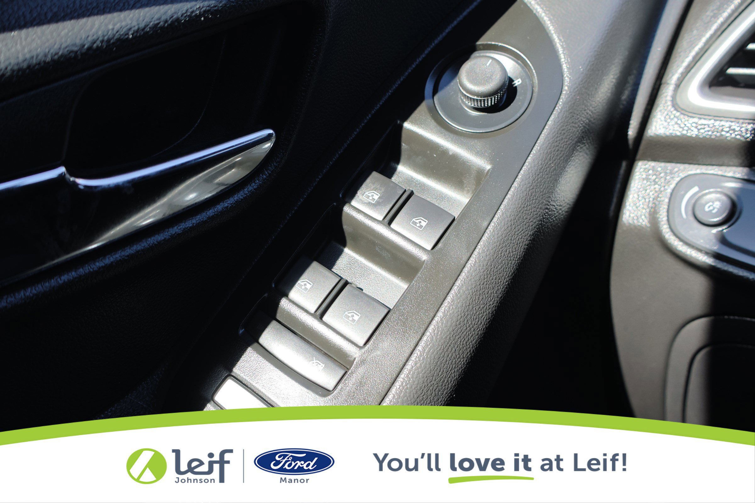 Used 2022 Chevrolet Trax LS w/ Tint and Cruise Package image 14