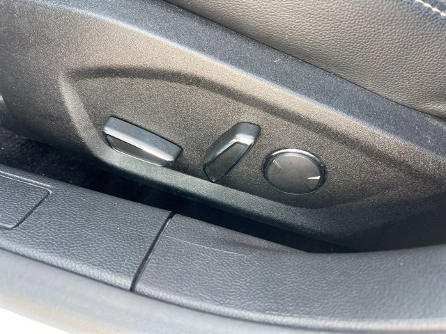 Certified 2018 Ford Fusion SE w/ Fusion SE Technology Package image 21