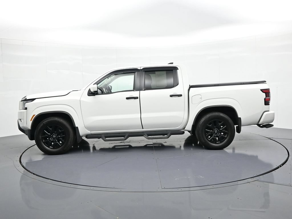 Used 2022 Nissan Frontier SV AWD/4WD image 9