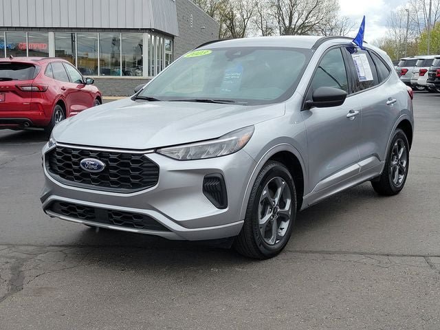 Certified 2023 Ford Escape ST-Line w/ Tech Pack #1 AWD/4WD image 2