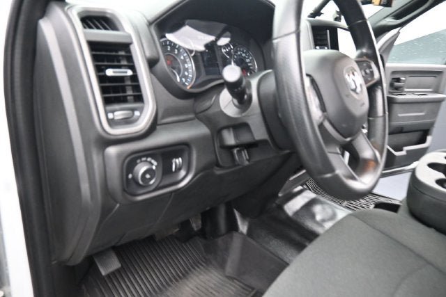 Used 2024 RAM 3500 Tradesman w/ Chrome Appearance Group AWD/4WD image 28