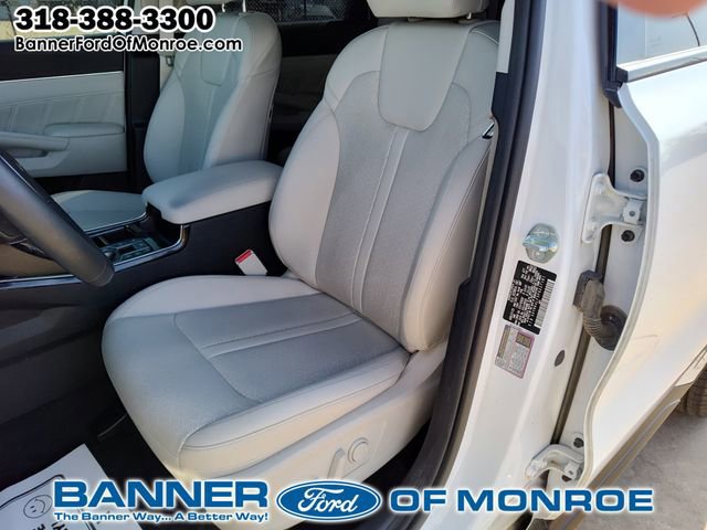 Used 2023 Kia Sorento SX image 17