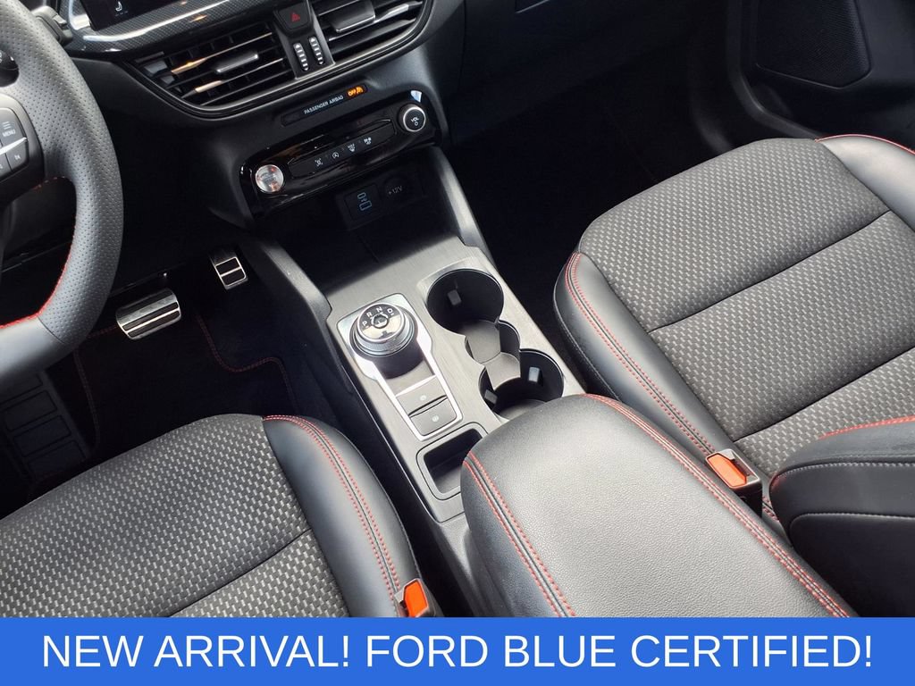 Certified 2023 Ford Escape ST-Line w/ Tech Pack #1 AWD/4WD image 11