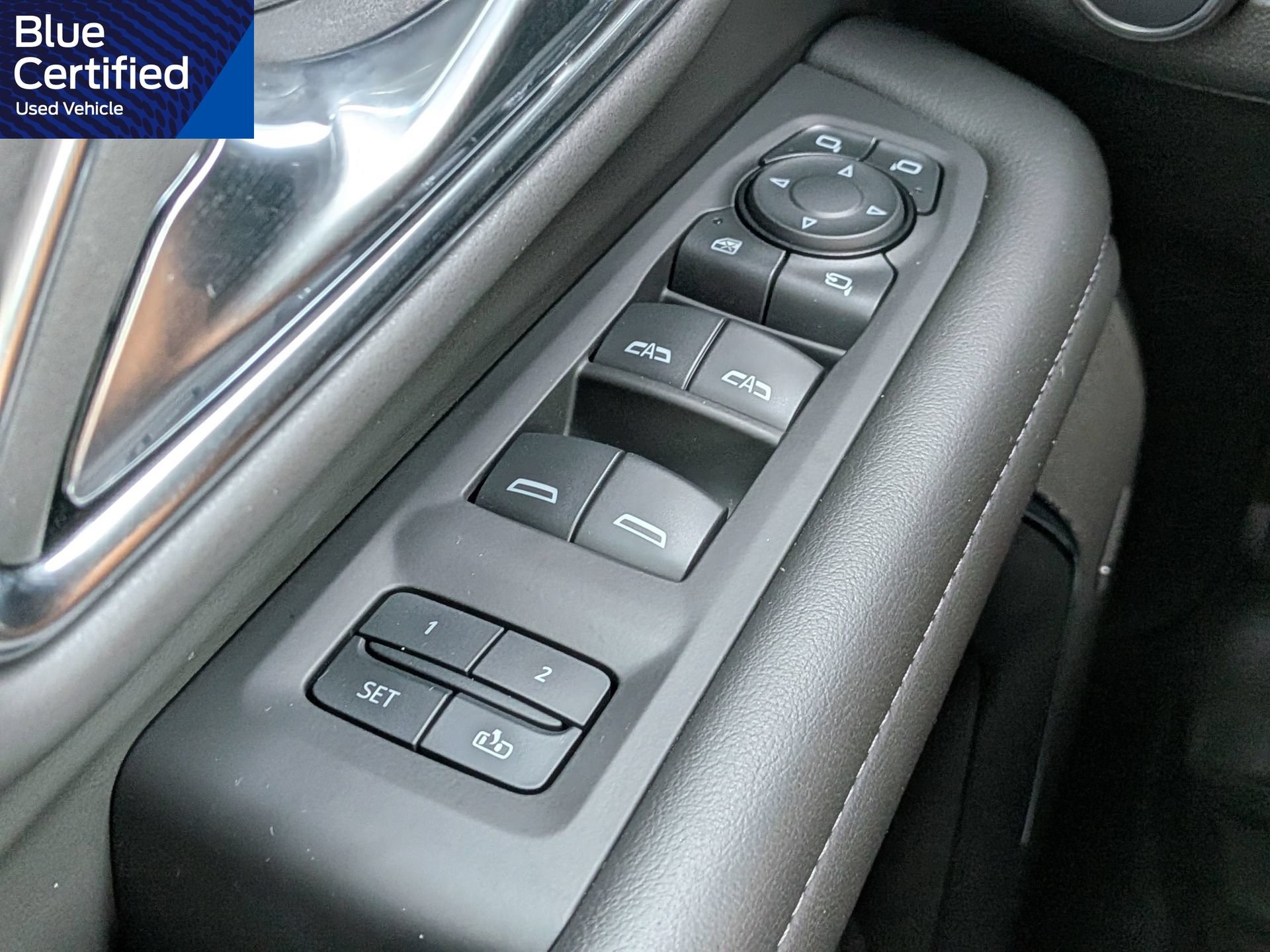Used 2024 Chevrolet Suburban Z71 w/ Luxury Package AWD/4WD image 29