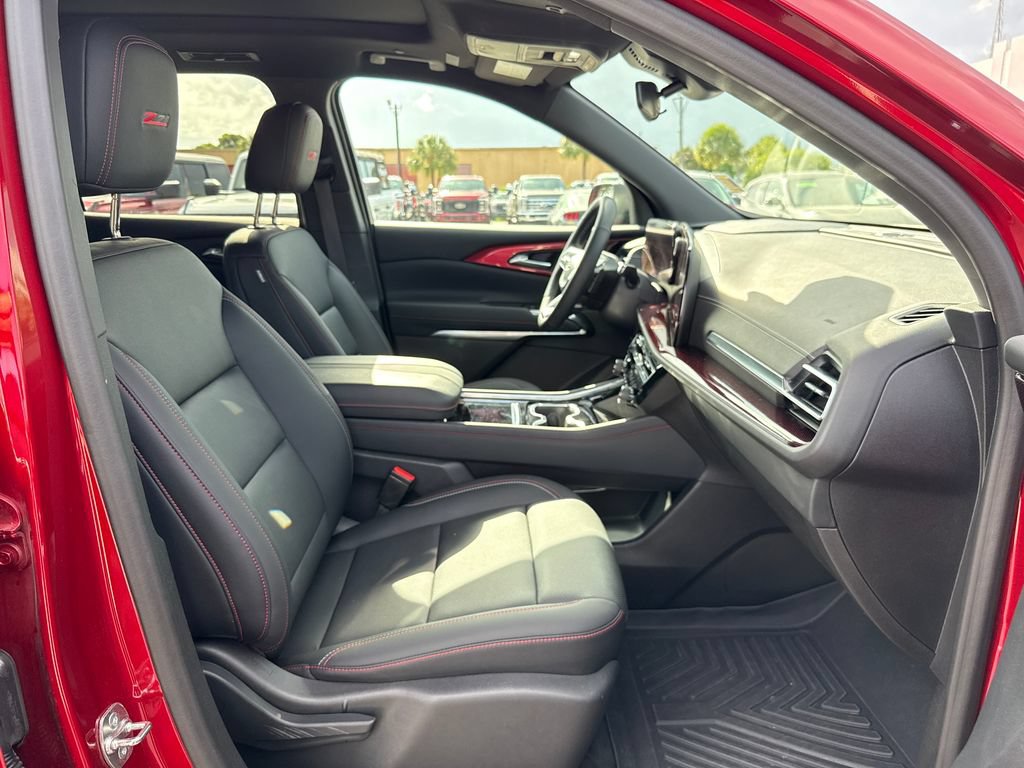 Used 2024 Chevrolet Traverse Z71 AWD/4WD image 27