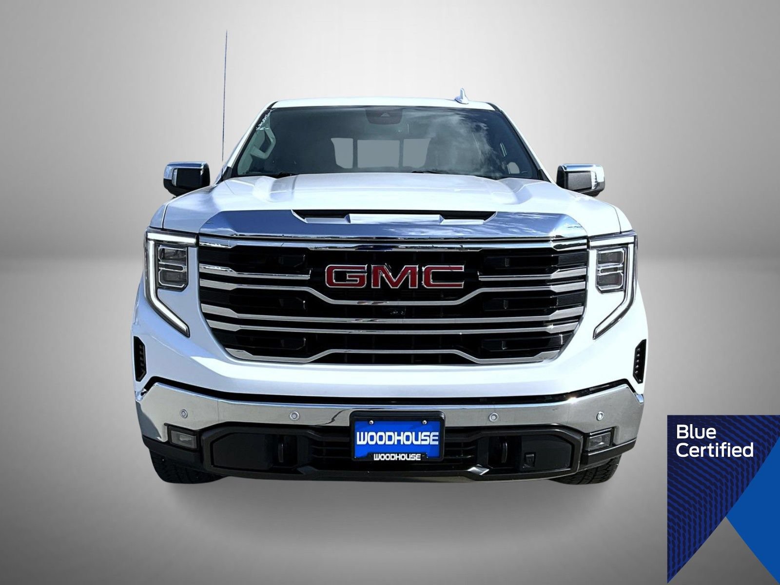 Used 2026 GMC Sierra 1500 SLT w/ SLT Premium Plus Package AWD/4WD image 2