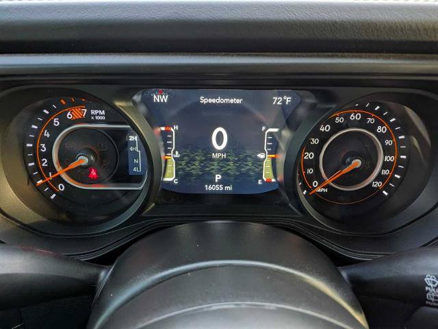 Used 2025 Jeep Wrangler Unlimited Rubicon w/ Convenience Group AWD/4WD image 25