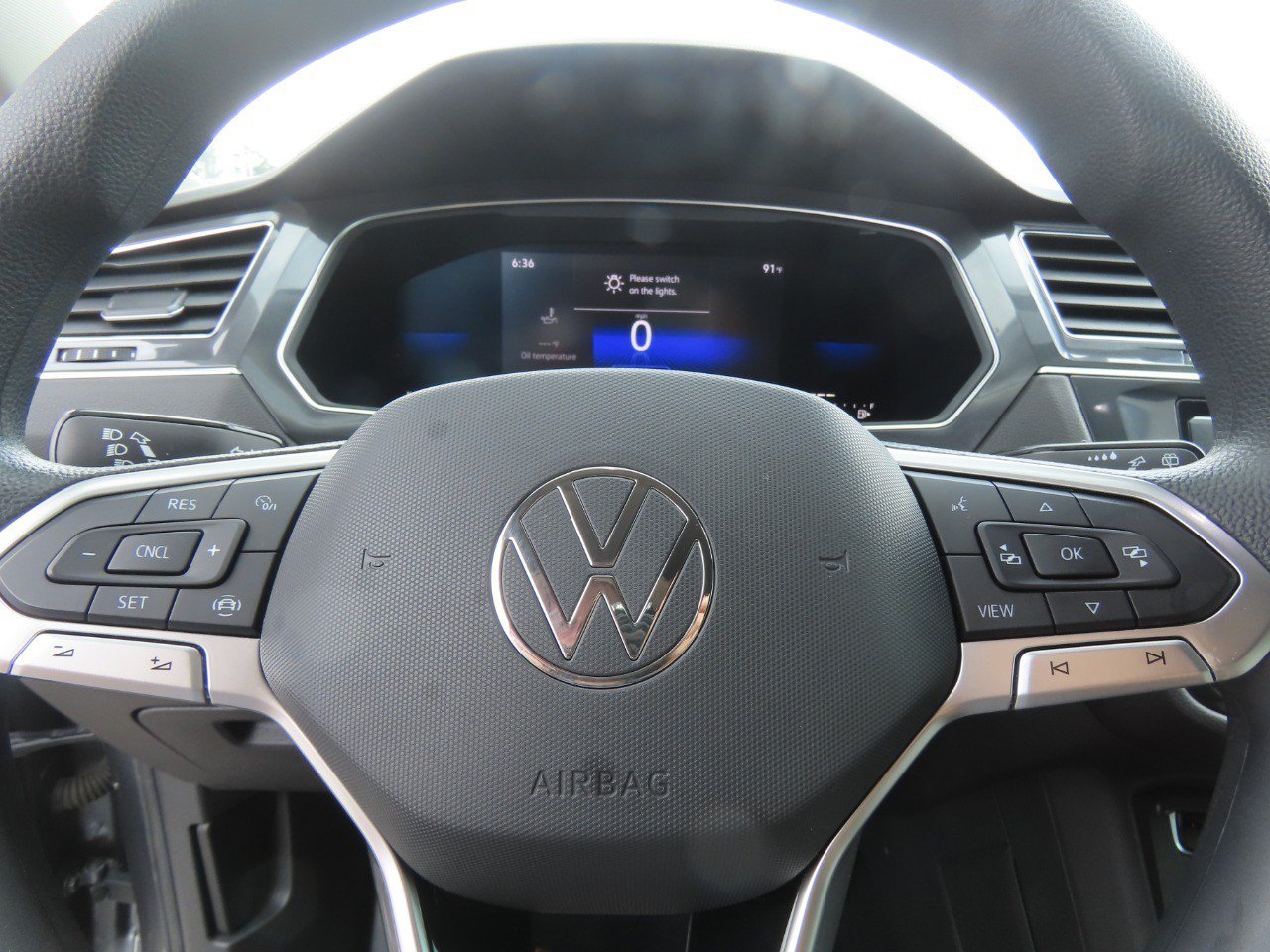 Used 2022 Volkswagen Tiguan S FWD image 26