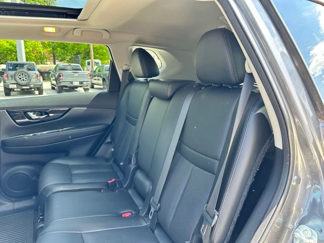 Used 2020 Nissan Rogue SL w/ Premium Package AWD/4WD image 41