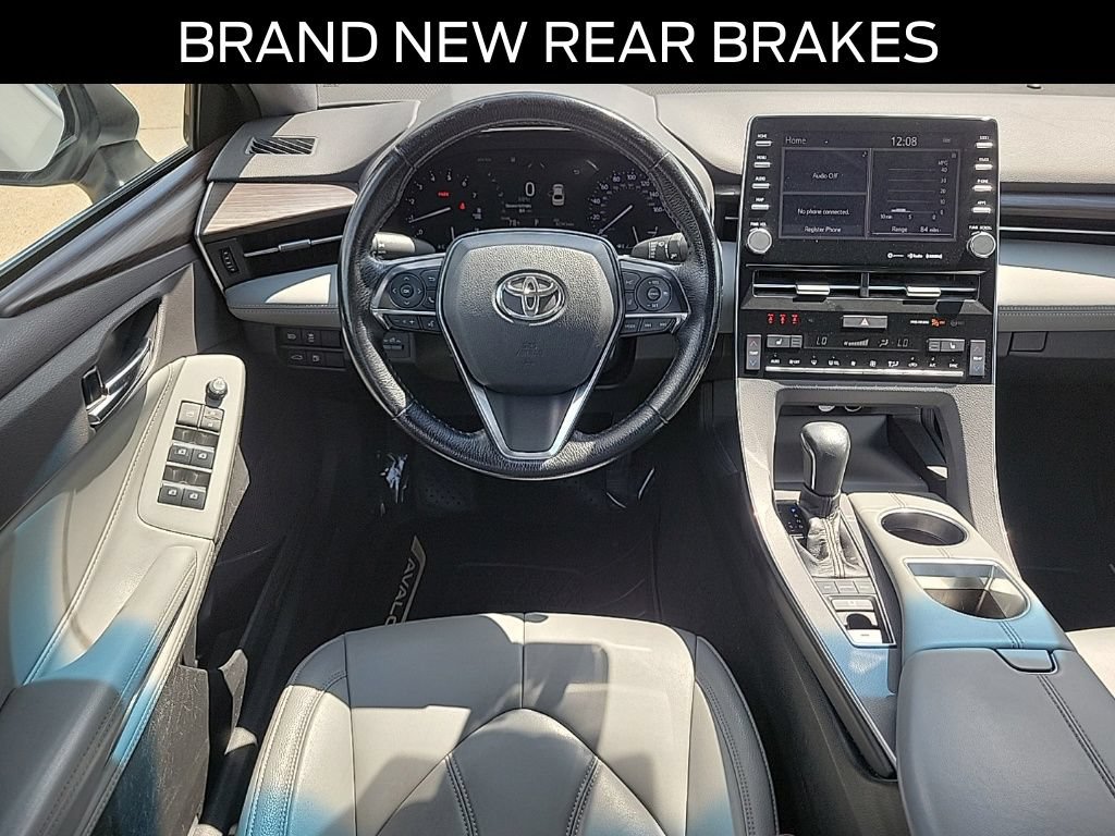 Used 2019 Toyota Avalon XLE w/ Moonroof Package FWD image 9