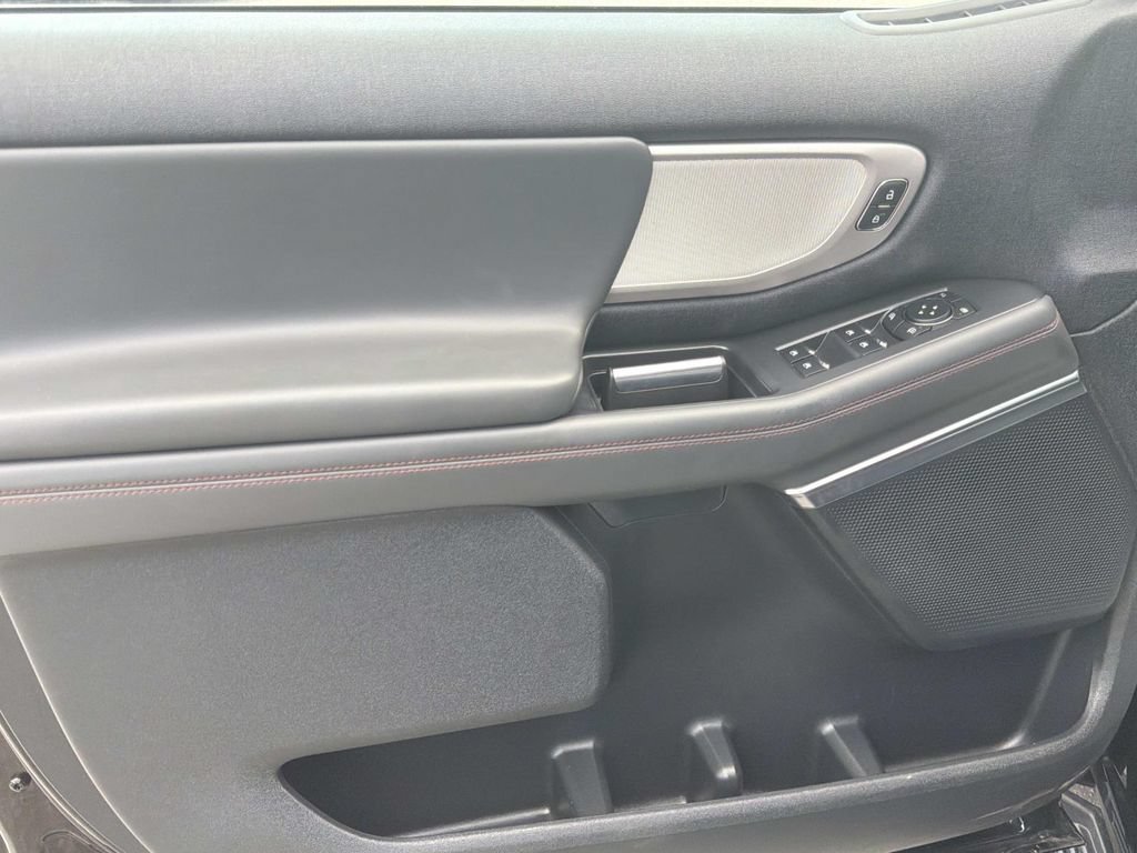 Certified 2025 Ford Expedition Max Active RWD image 11