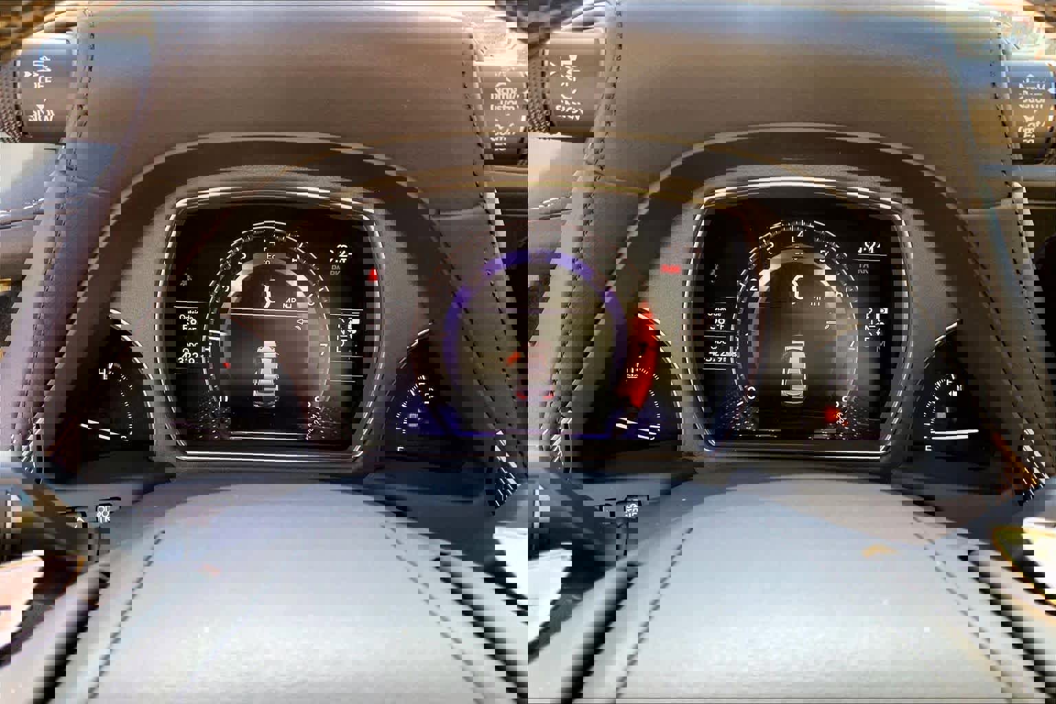 Used 2021 Lexus LS 500 w/ Accessory Package (Z2) image 25