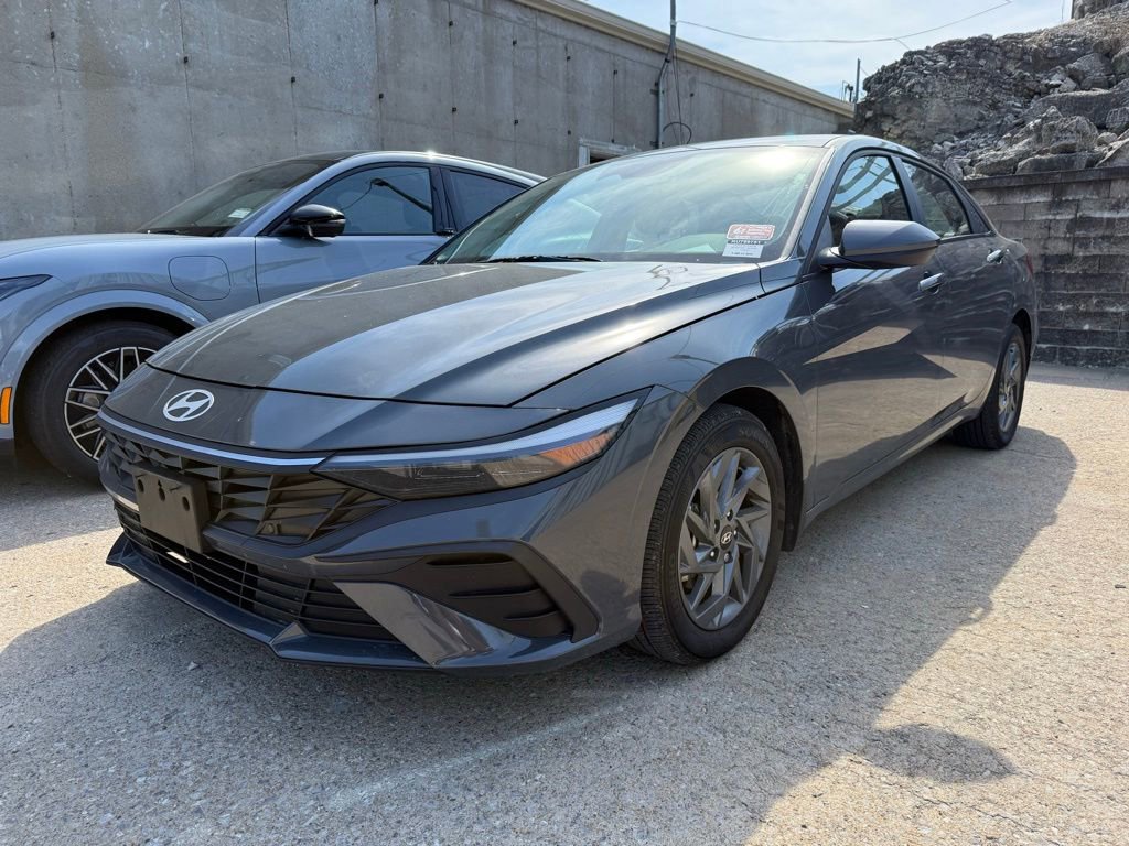 Used 2024 Hyundai Elantra SEL