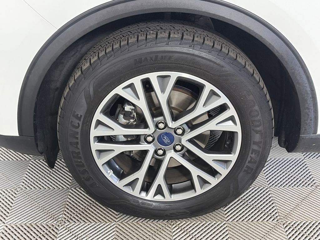 Certified 2021 Ford Escape SEL w/ Technology Package AWD/4WD image 8