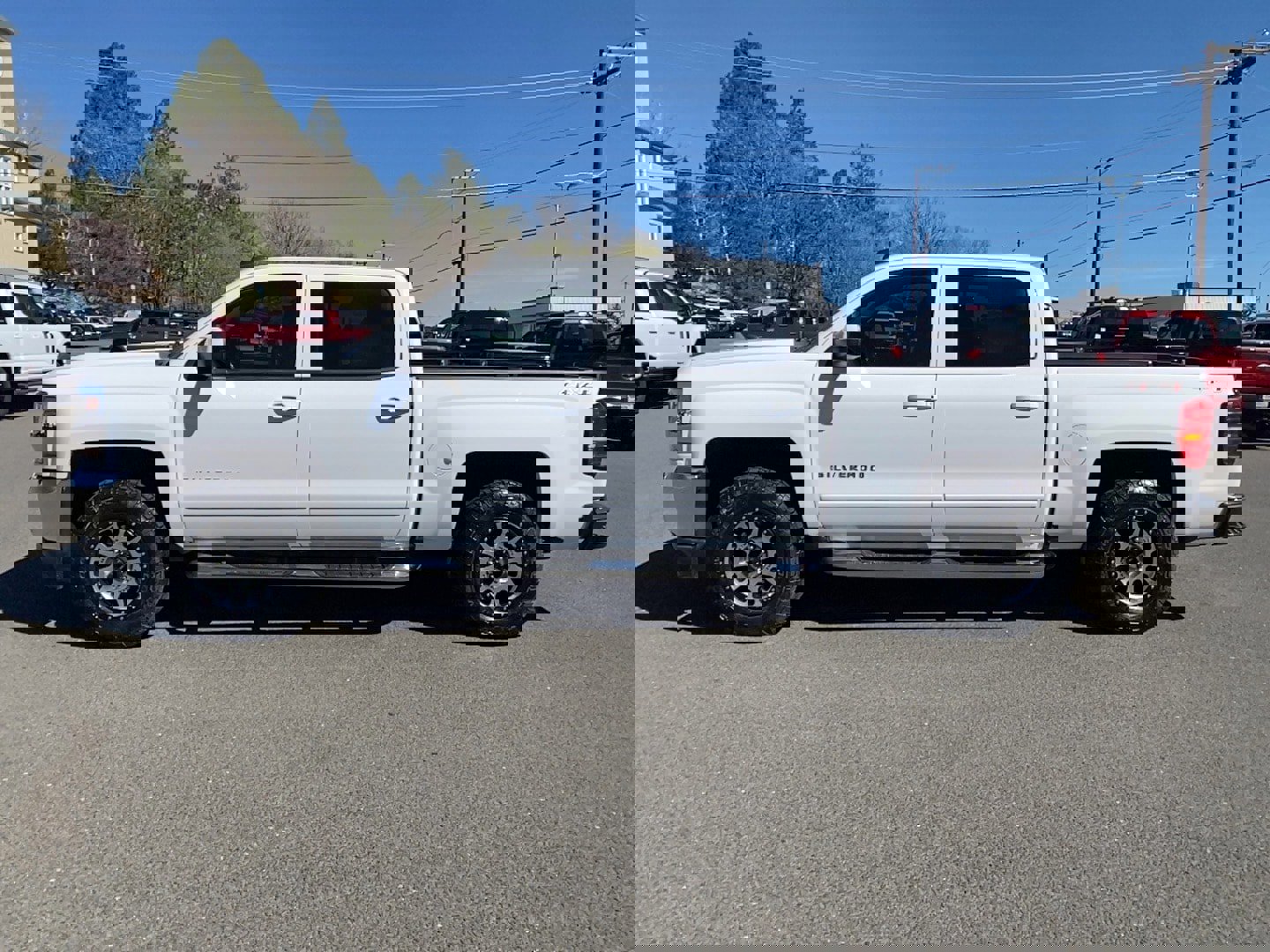 Used 2017 Chevrolet Silverado 1500 LT w/ All Star Edition image 8