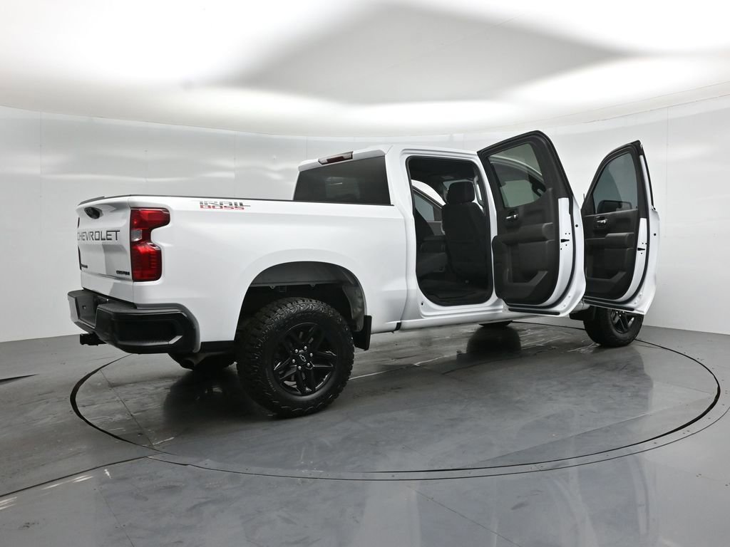 Used 2024 Chevrolet Silverado 1500 Custom Trail Boss w/ LPO, Dark Essentials Package image 36