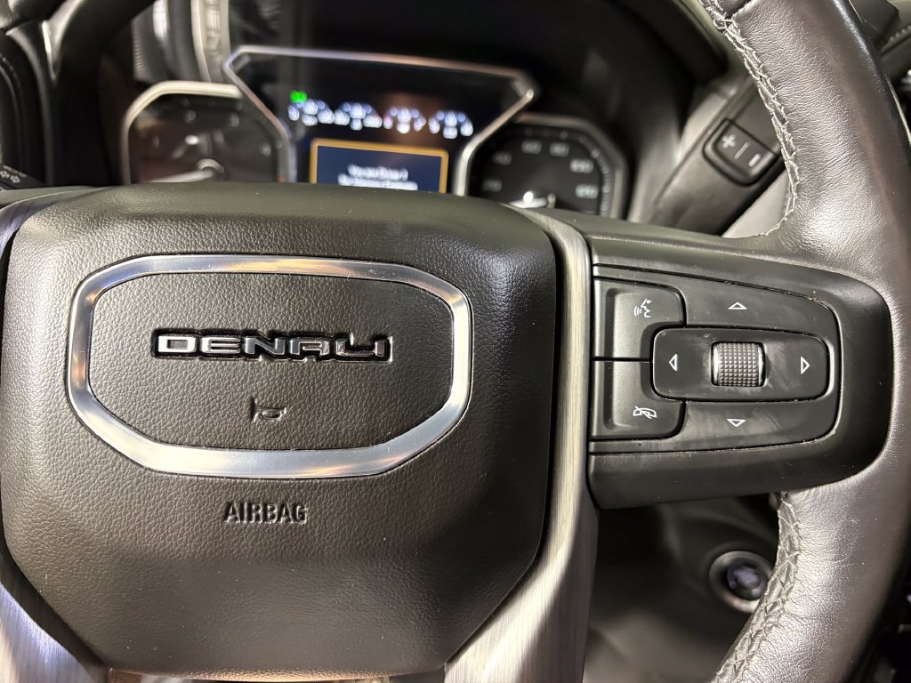 Used 2021 GMC Sierra 2500 Denali w/ Denali Ultimate Package AWD/4WD image 22
